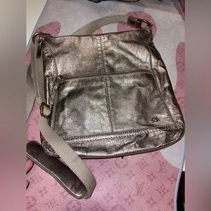 Low Start The Sak Metallic Crossbody Bag. 🩶